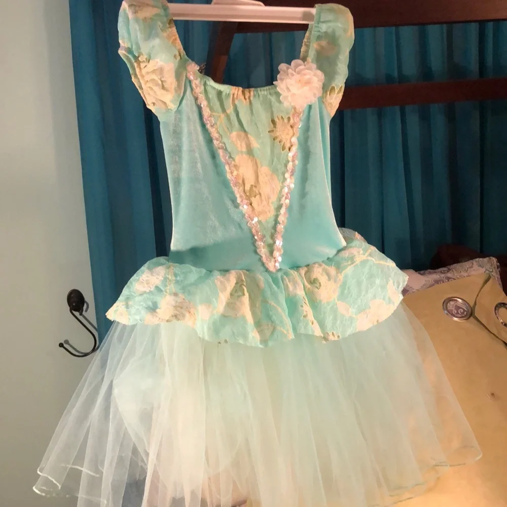 A Wish Come True Tutu size Medium Child